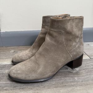 Vionic Kamryn Tan Gray Beige Leather Suede Ankle Boots Waterproof Womens 6.5
